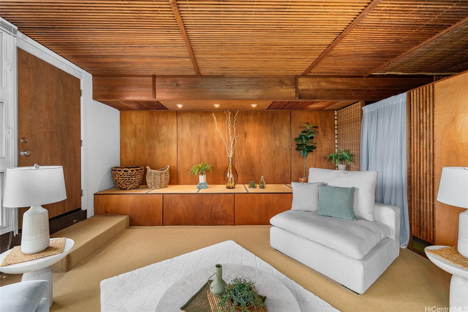 1708 Kumakani Loop Honolulu, HI 96821 - Photo 8 of 25