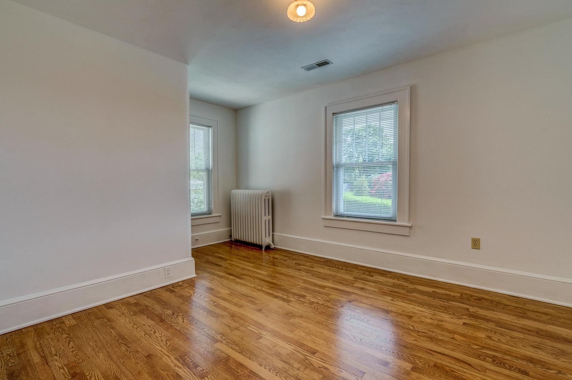 2337 Carter Road Southwest Roanoke, VA 24015 - Photo 20 of 47 016-320494-2337 Carter Road Southwest 16