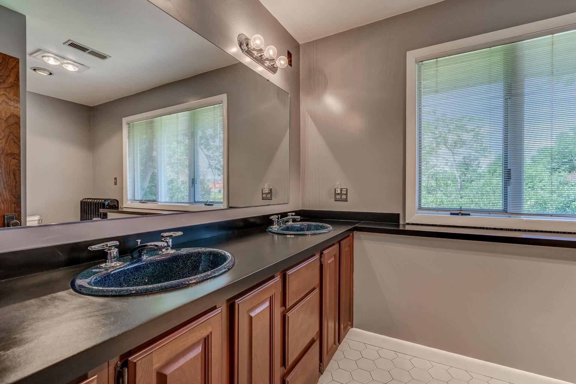 2337 Carter Road Southwest Roanoke, VA 24015 - Photo 27 of 47 023-320494-2337 Carter Road Southwest 23