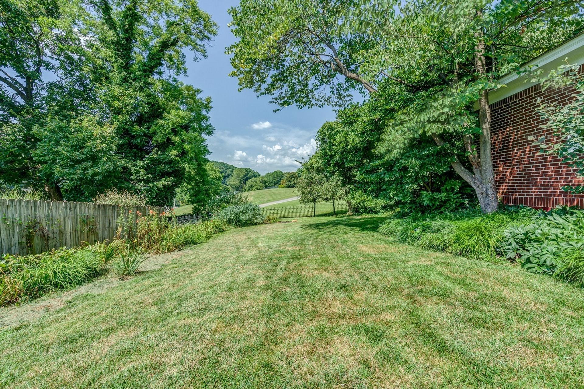 2337 Carter Road Southwest Roanoke, VA 24015 - Photo 38 of 47 034-320494-2337 Carter Road Southwest 34