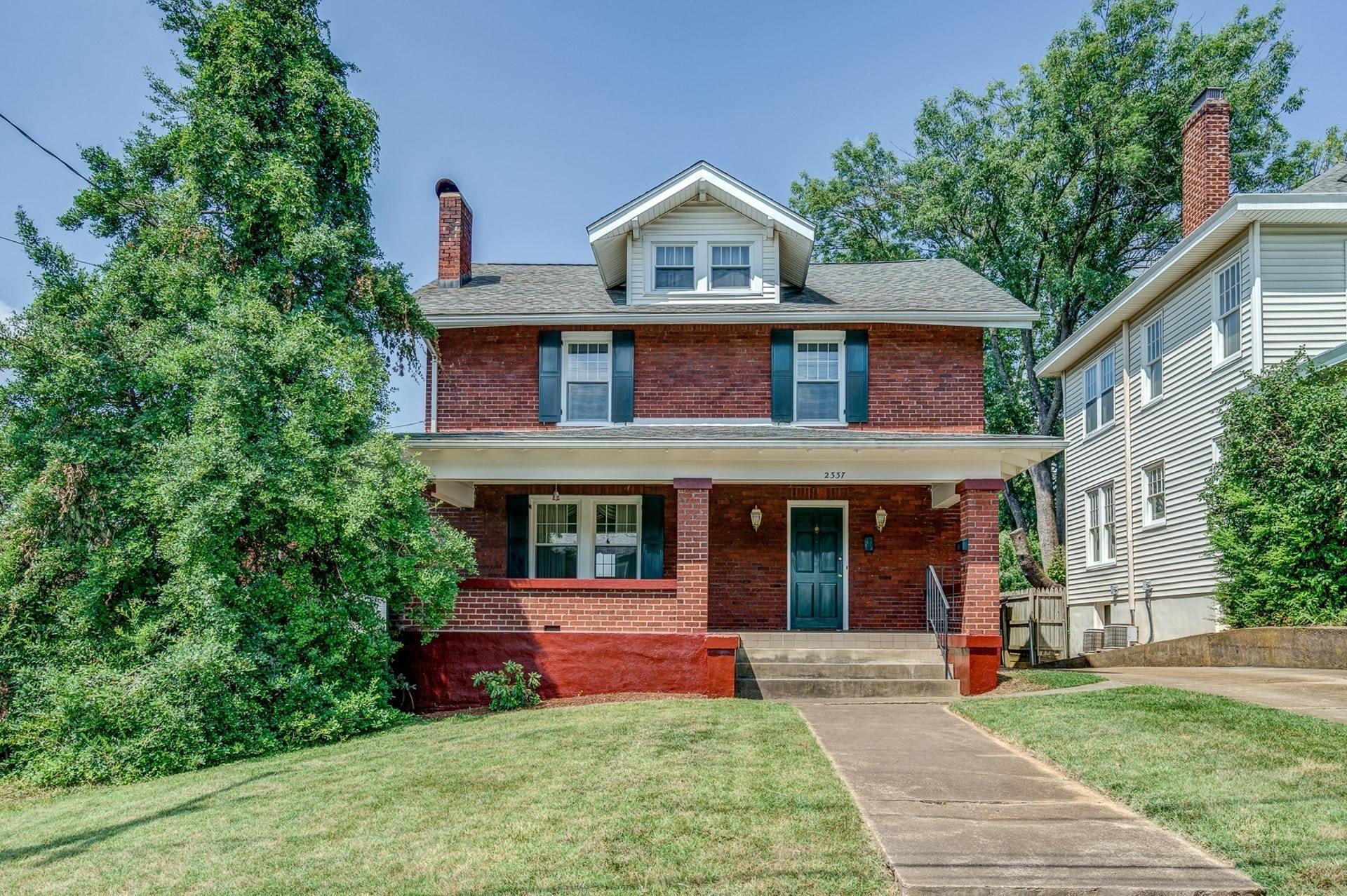 2337 Carter Road Southwest Roanoke, VA 24015 - Photo 6 of 47 002-320494-2337 Carter Road Southwest 02
