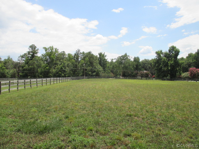 4172 Range Road Mechanicsville, VA 23111 - Photo 15 of 18 FENCED PASTURE