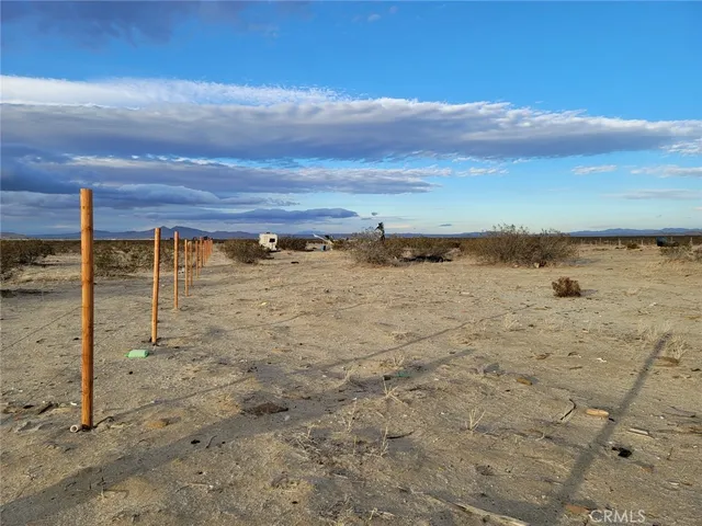 $19,998 | 0 190 St & Avenue, Llano, CA 93544