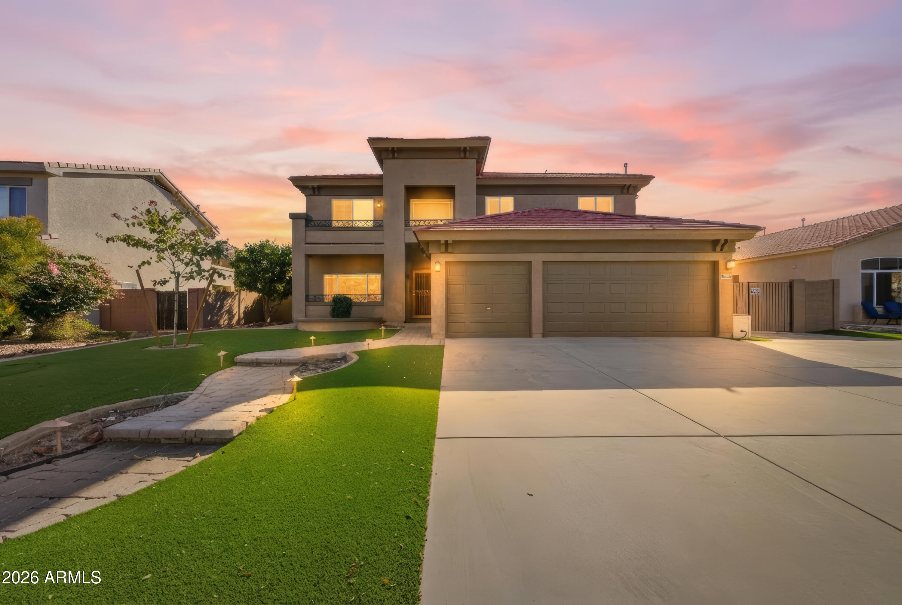 9741 West Black Hill Road Peoria, AZ 85383 - Photo 2 of 43 2