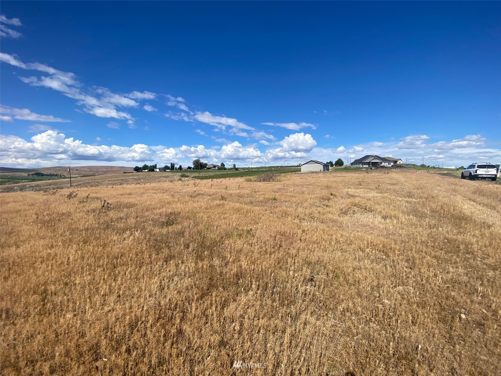 0 Lombard Loop Road Zillah, WA 98953 - Photo 5 of 6 a view of an ocean