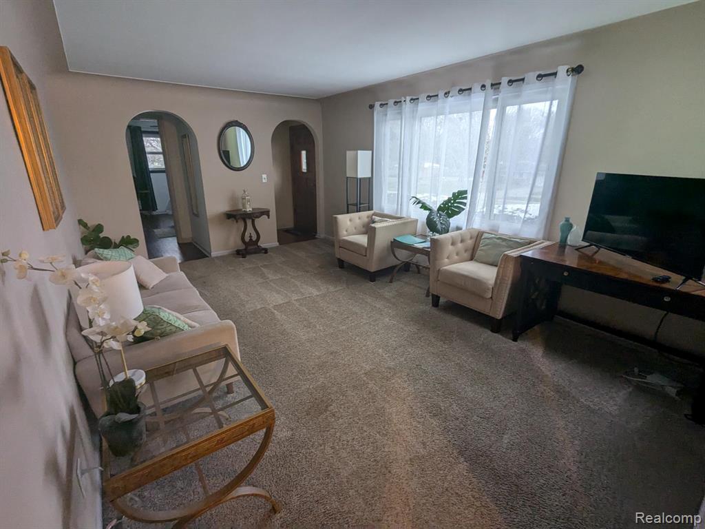 6305 Waldon Road Clarkston, MI 48346 - Photo 5 of 14