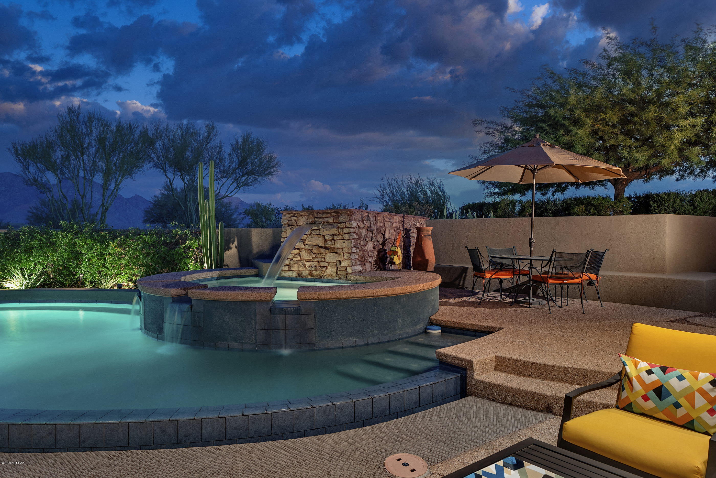 592 West Silhouette Ridge Place Oro Valley, AZ 85755 - Photo 36 of 50