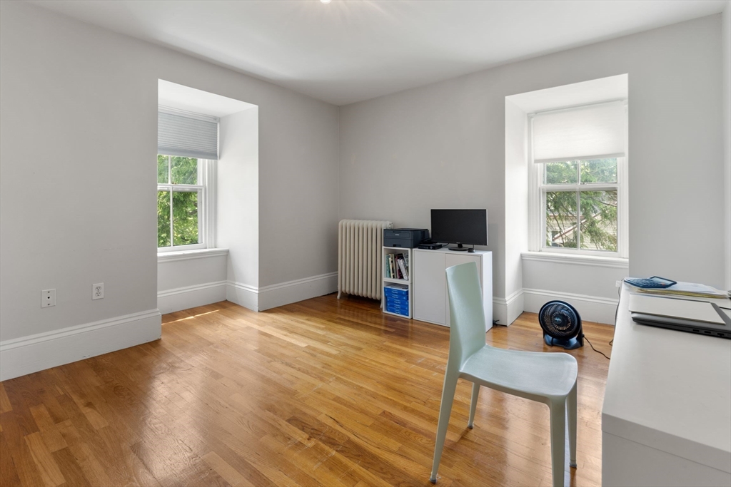 15 Myrtle Street, Unit 2 Boston, MA 02130 - Photo 25 of 34