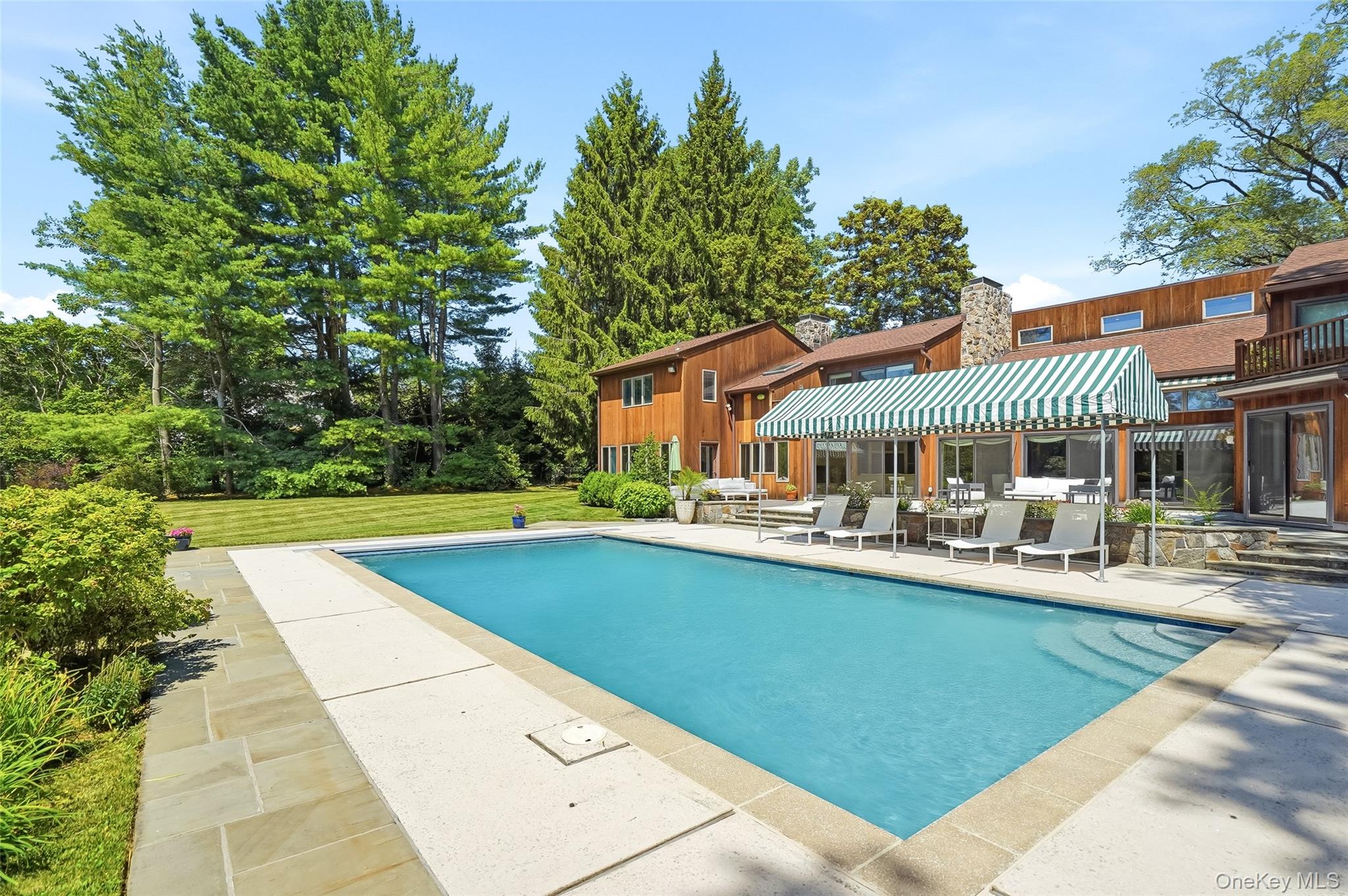 10 Beverly Road Purchase, NY 10577 - Photo 26 of 32