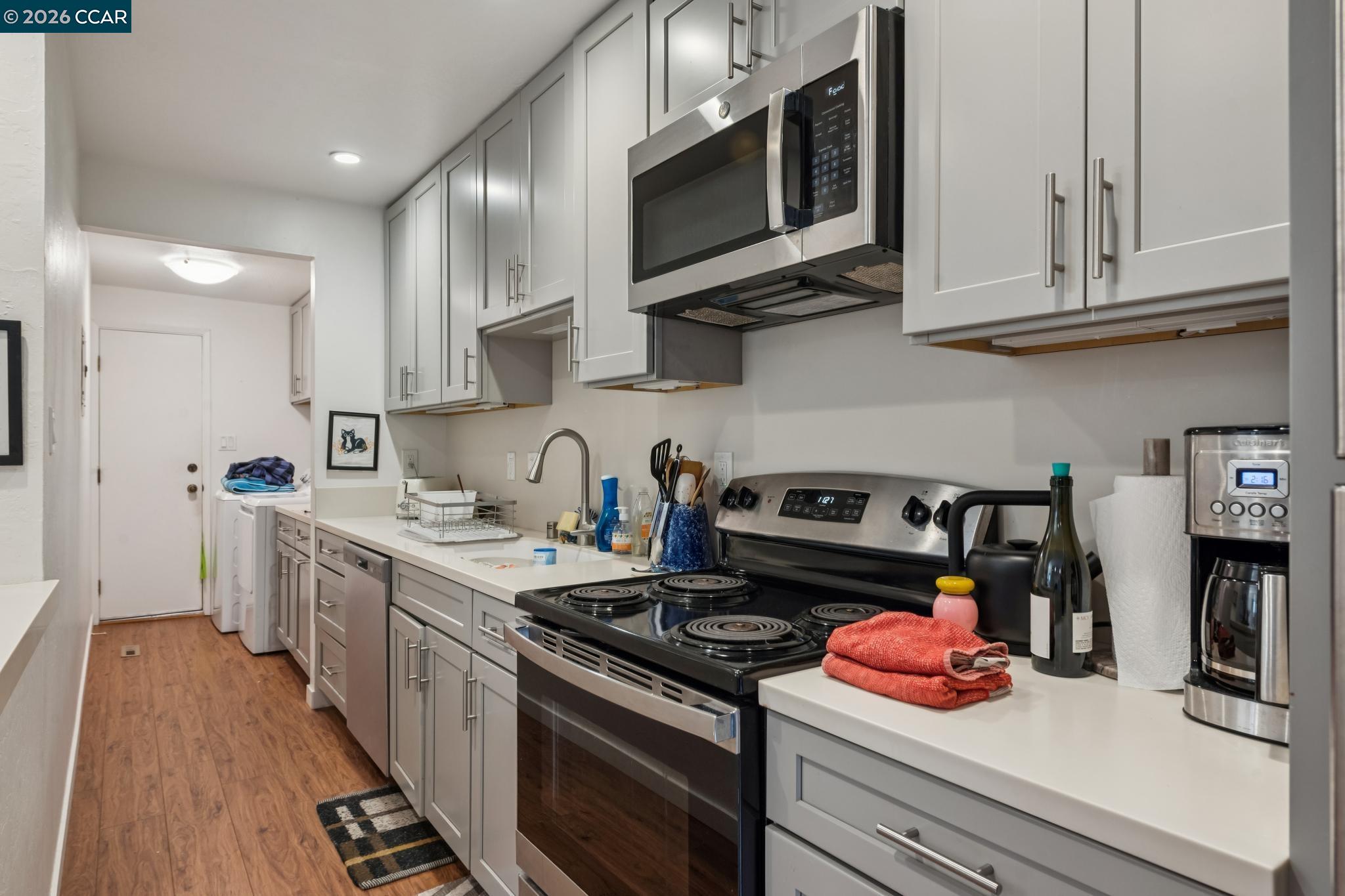 1242 Hopkins Street Berkeley, CA 94702 - Photo 48 of 84