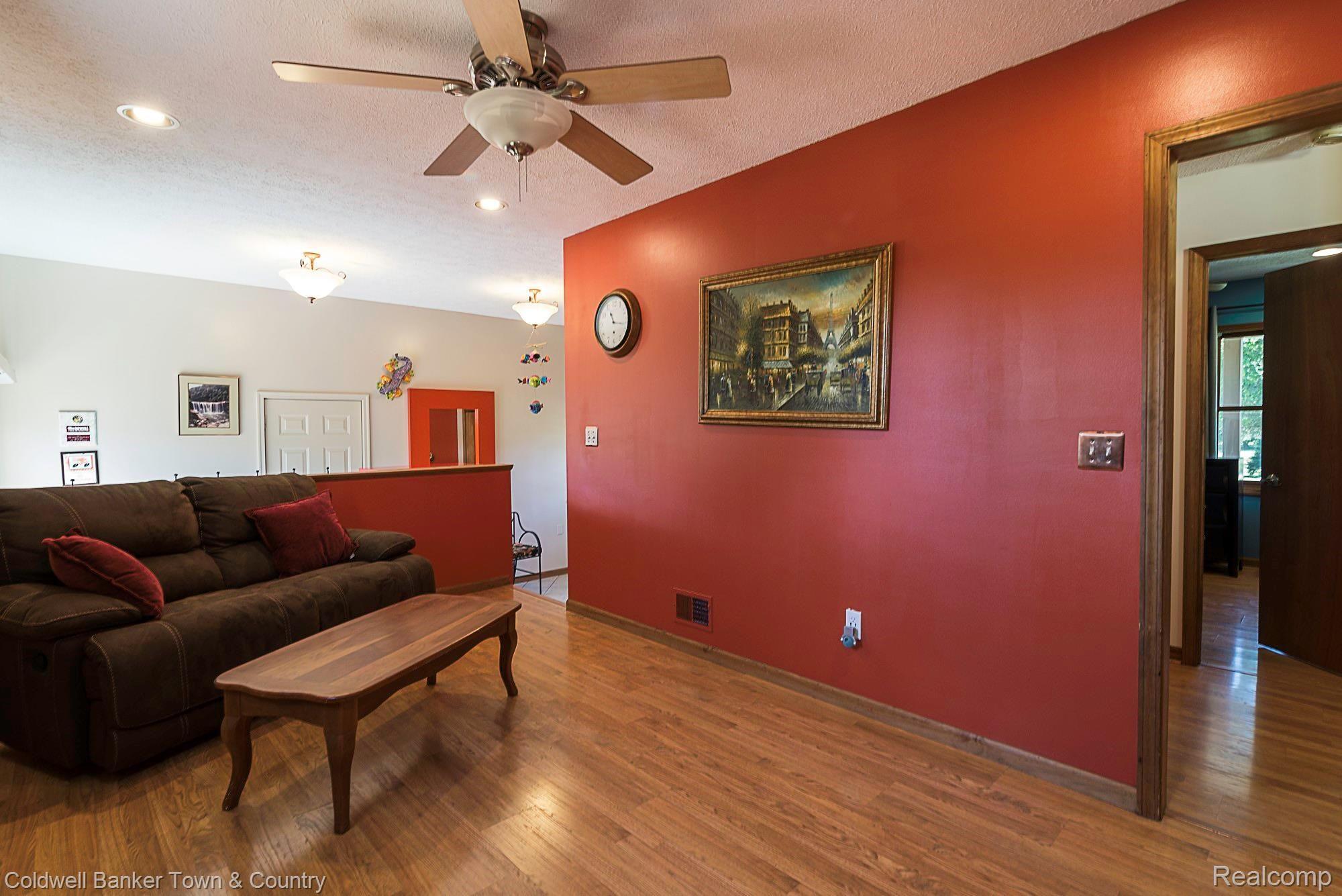 7110 Wiggins Road Howell, MI 48855 - Photo 41 of 63 DSC_0651.jpg