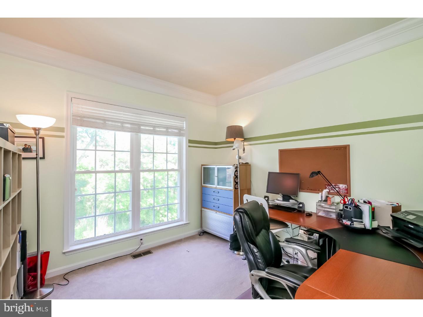 33 Knickerbocker Lane Malvern, PA 19355 - Photo 11 of 25 Office / Study
