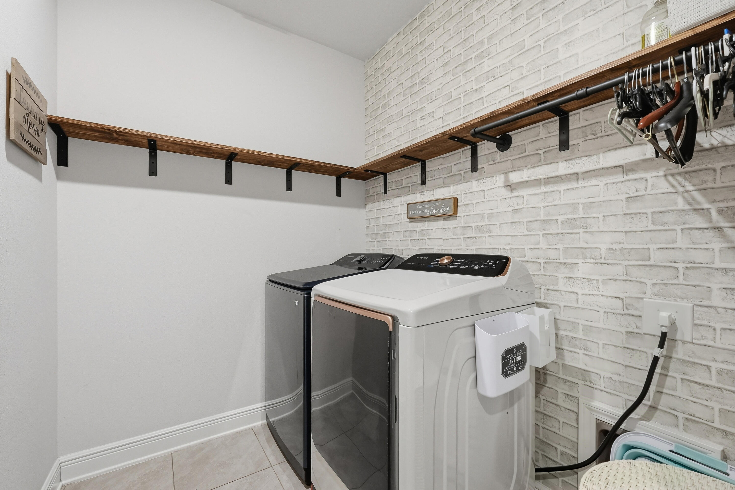 8110 Stream Ridge Road Pensacola, FL 32526 - Photo 60 of 69 Laundry Room