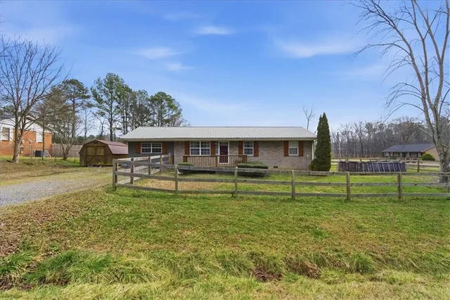 $235,000 | 553 Cherokee Lane, Chatsworth, GA 30705