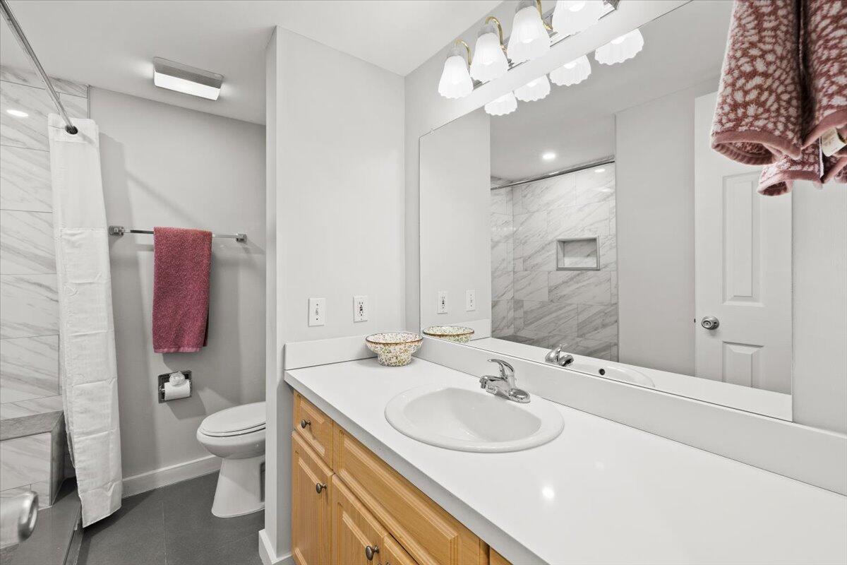 250 Northeast 20th Street Boca Raton, FL 33431 - Photo 20 of 36 20