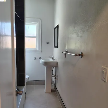 $1,995 | 2684 73rd Avenue, Unit 2, Oakland, CA 94605