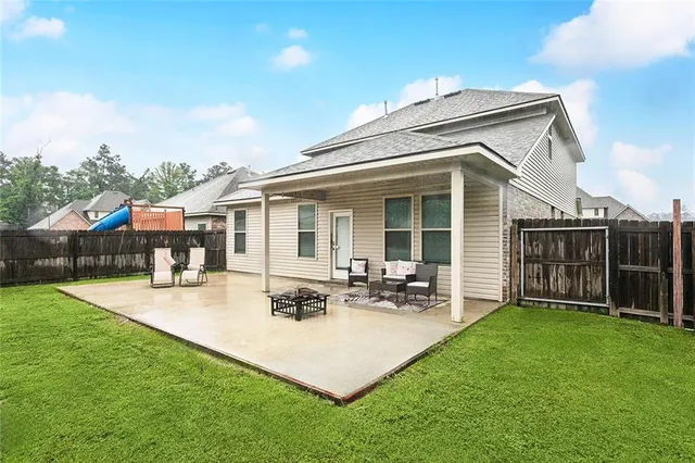 $2,200 | 42220 Landing View Road, Ponchatoula, LA 70454