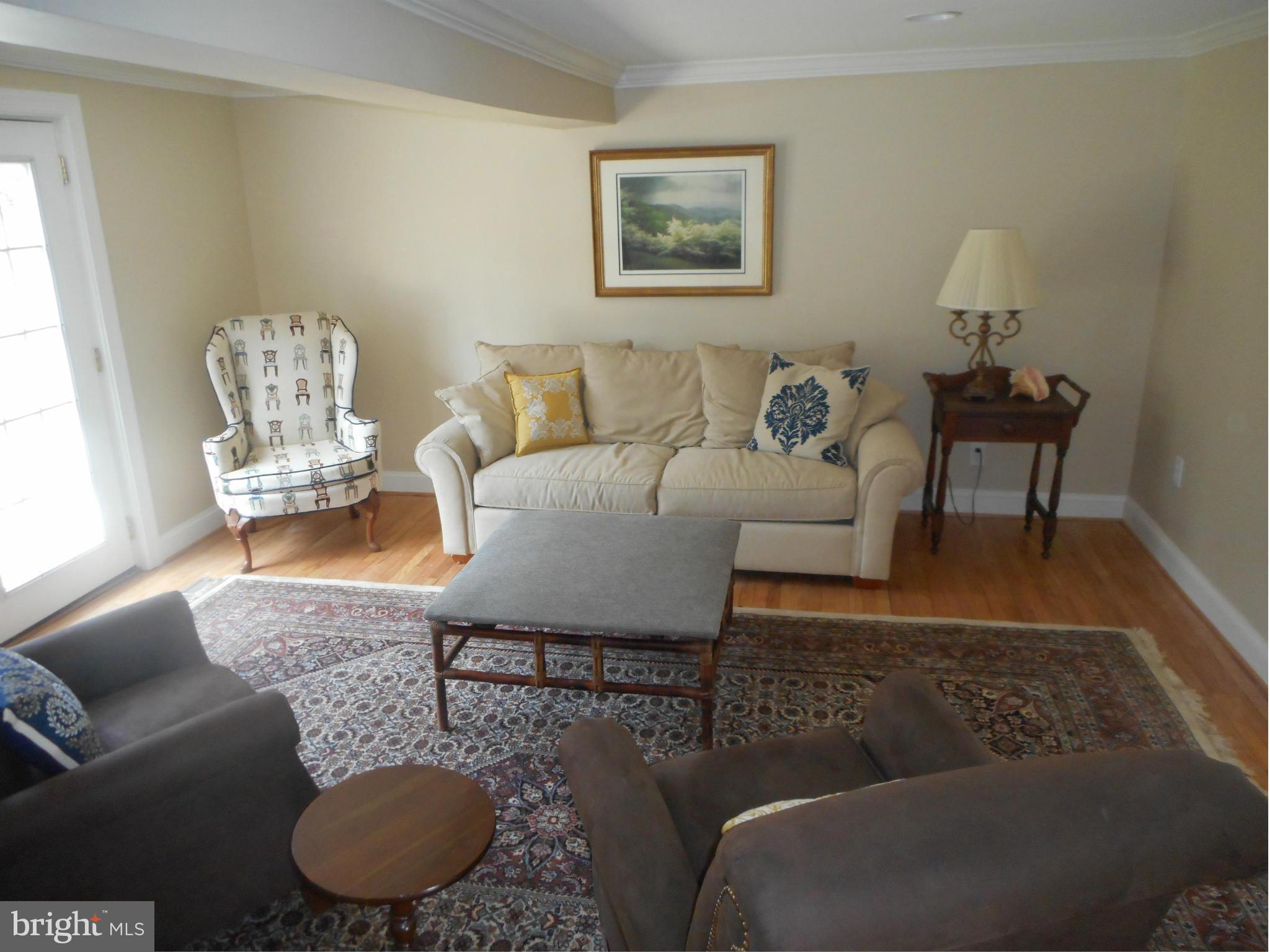 156 Quarry Road Berryville, VA 22611 - Photo 21 of 30 Living Room