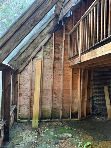 $969,000 | 11 Savin Hill Avenue, Boston, MA 02125