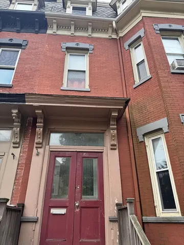 $969,000 | 11 Savin Hill Avenue, Boston, MA 02125