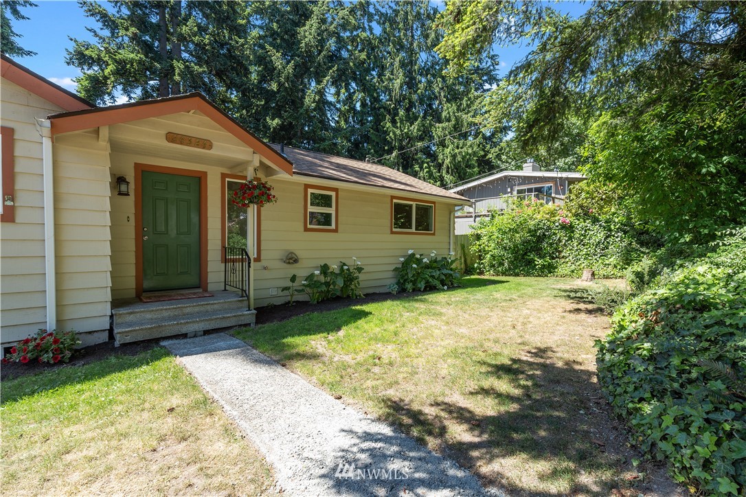 24324 4th Place West Bothell, WA 98021 - Photo 4 of 40