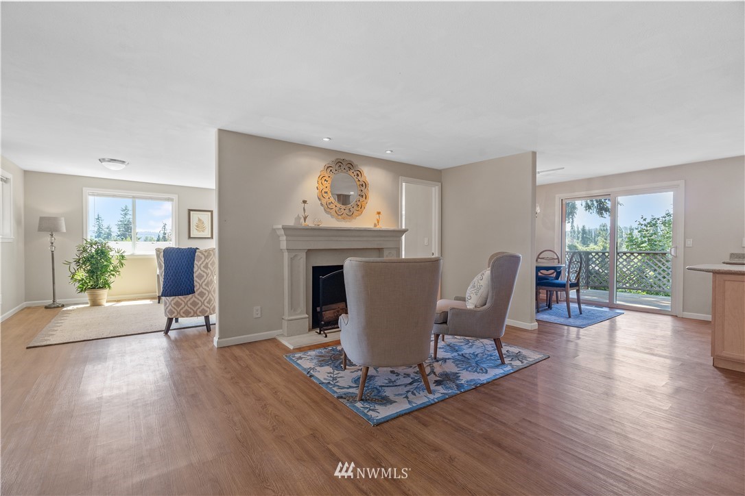 24324 4th Place West Bothell, WA 98021 - Photo 5 of 40