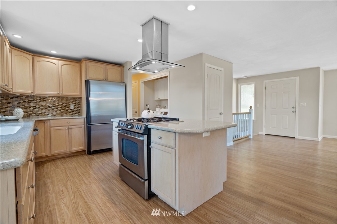 24324 4th Place West Bothell, WA 98021 - Photo 7 of 40