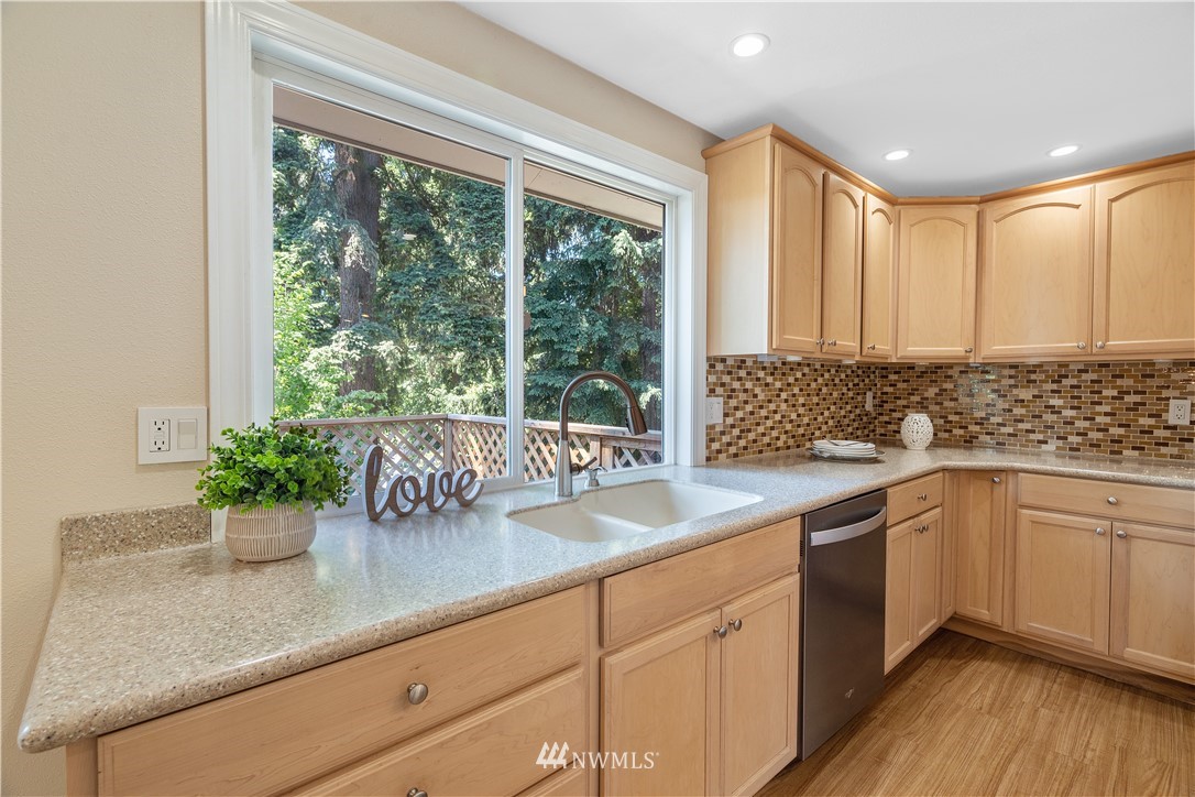 24324 4th Place West Bothell, WA 98021 - Photo 9 of 40