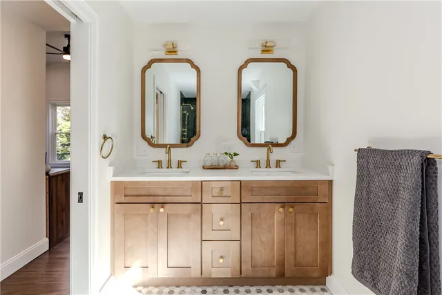 $729,900 | 126 Columbia Avenue, Cranston, RI 02905