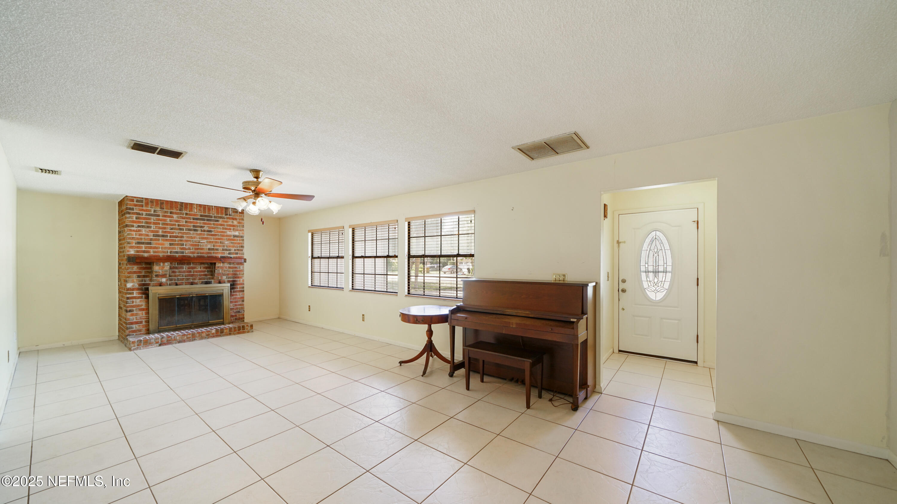 689 16th Street St. Augustine, FL 32080 - Photo 8 of 49 689 16th St-6