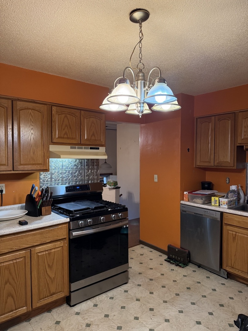 252 Alexander Drive Rantoul, IL 61866 - Photo 4 of 15