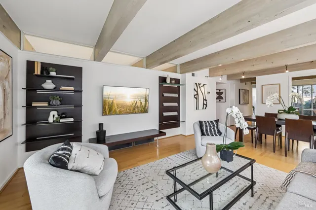 $725,000 | 290 VÃa Casitas, Unit 206, Greenbrae, CA 94904