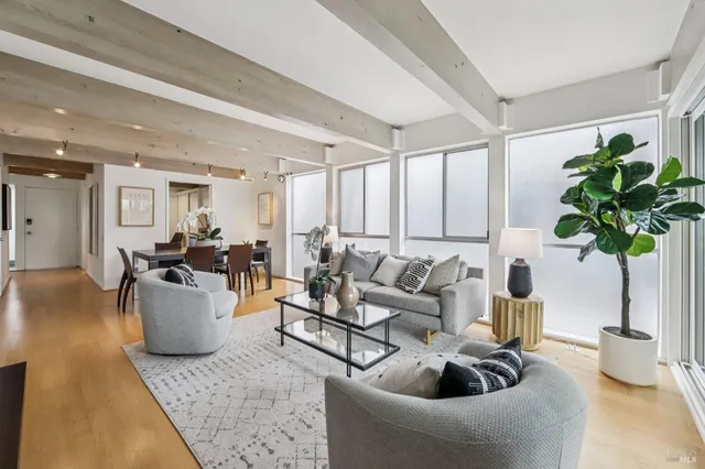 $725,000 | 290 VÃa Casitas, Unit 206, Greenbrae, CA 94904