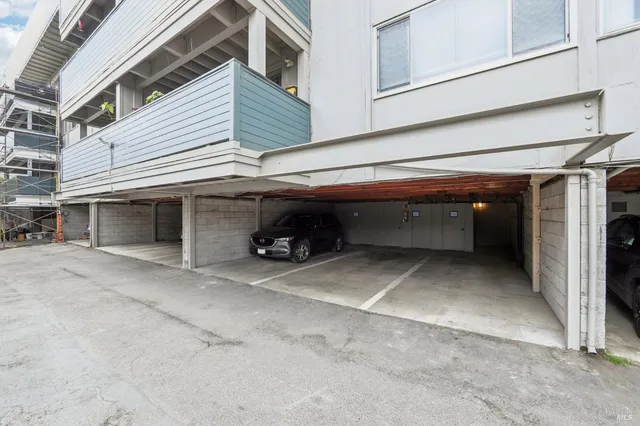 $725,000 | 290 VÃa Casitas, Unit 206, Greenbrae, CA 94904