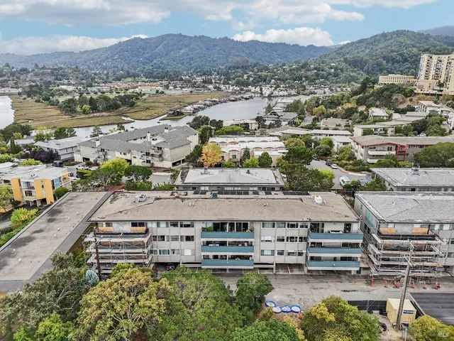 $725,000 | 290 VÃa Casitas, Unit 206, Greenbrae, CA 94904