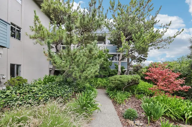 $725,000 | 290 VÃa Casitas, Unit 206, Greenbrae, CA 94904