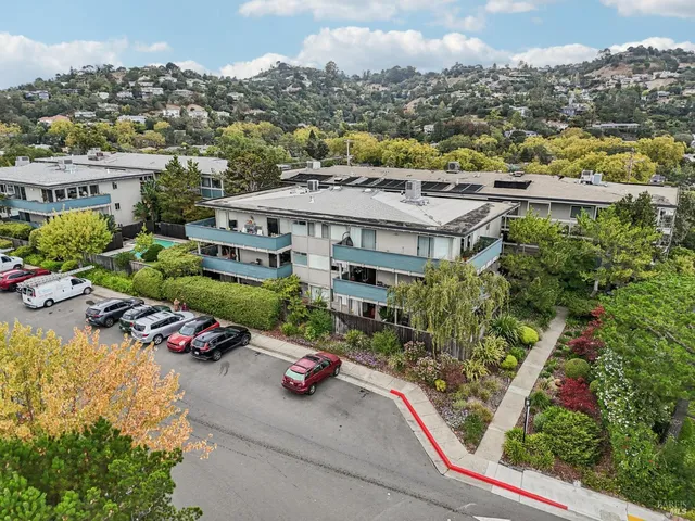 $725,000 | 290 VÃa Casitas, Unit 206, Greenbrae, CA 94904