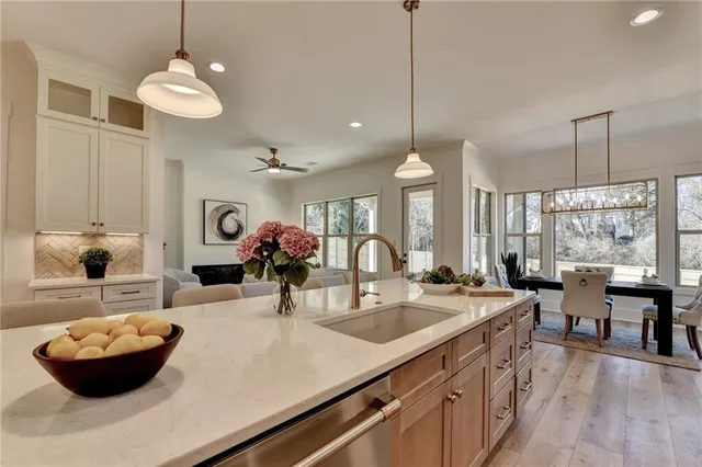 $1,000,000 | 1215 Park Hill Drive, Gainesville, GA 30501