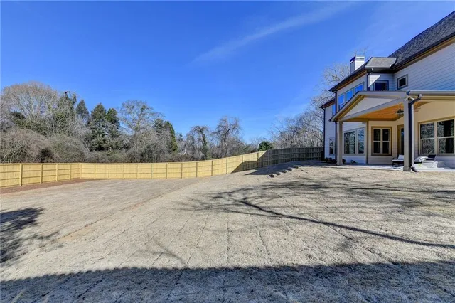 $1,000,000 | 1215 Park Hill Drive, Gainesville, GA 30501