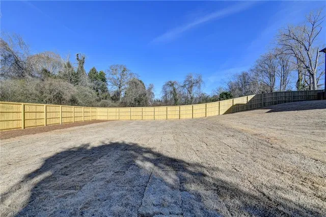 $1,000,000 | 1215 Park Hill Drive, Gainesville, GA 30501