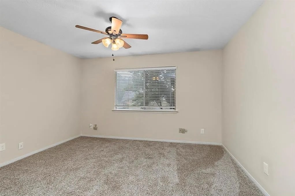 2053 Countryside Village Boulevard, Unit B Humble, TX 77338 - Photo 13 of 20