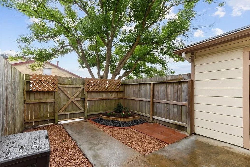 2053 Countryside Village Boulevard, Unit B Humble, TX 77338 - Photo 20 of 20