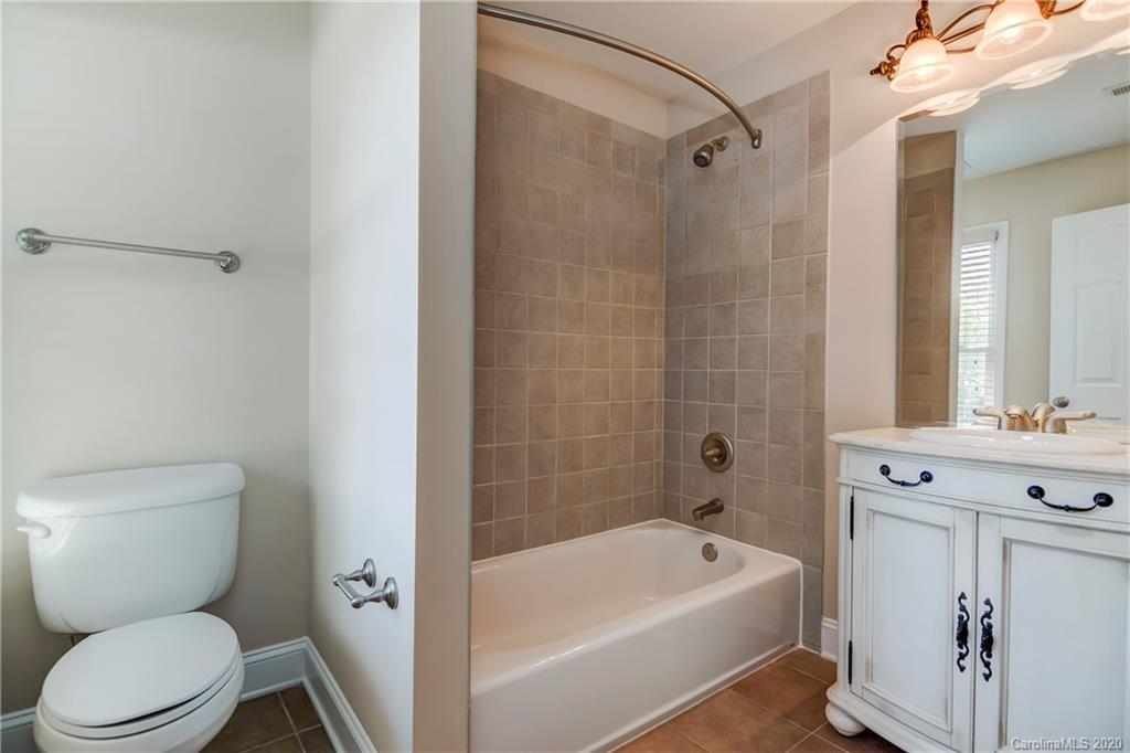 8525 Fairview Road Charlotte, NC 28226 - Photo 20 of 40