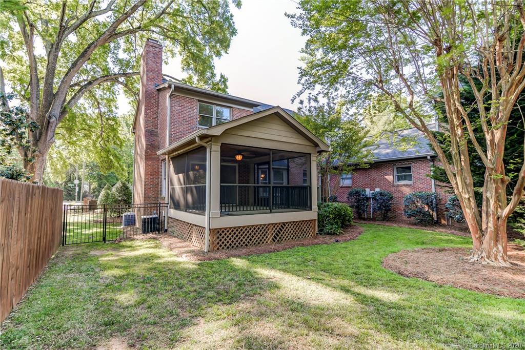 8525 Fairview Road Charlotte, NC 28226 - Photo 34 of 40