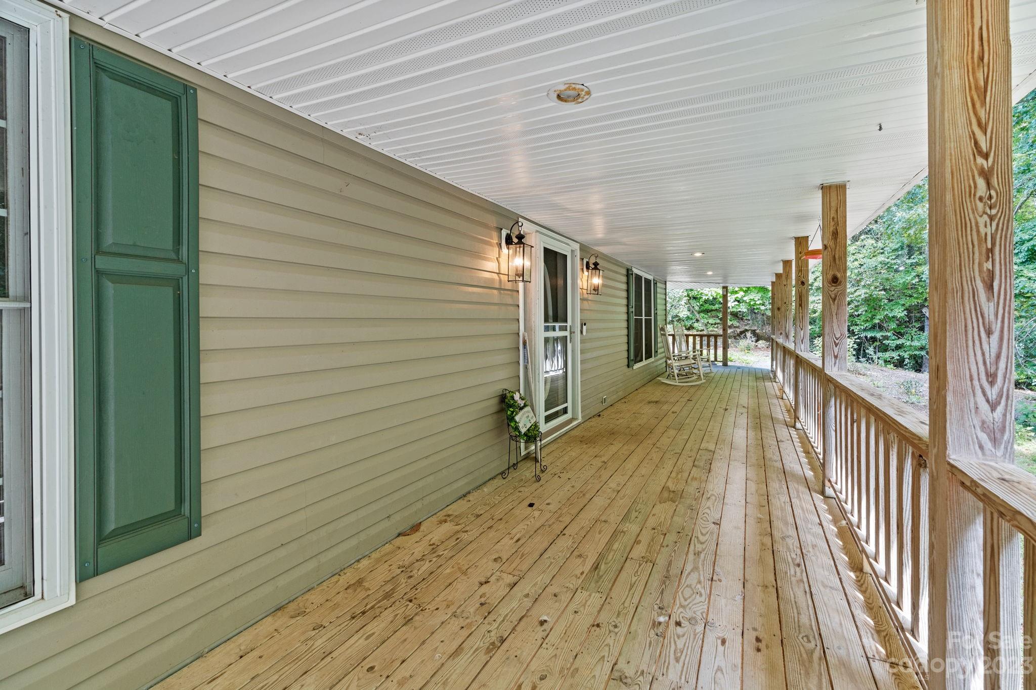 42 Bear Trail Fairview, NC 28730 - Photo 34 of 37 a view of balcony