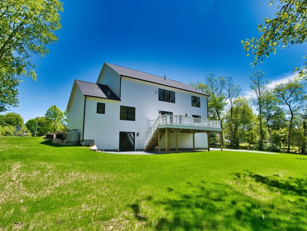 1289 Crandall Road Tiverton, RI 02878 - Photo 47 of 48 Gallery Image 47