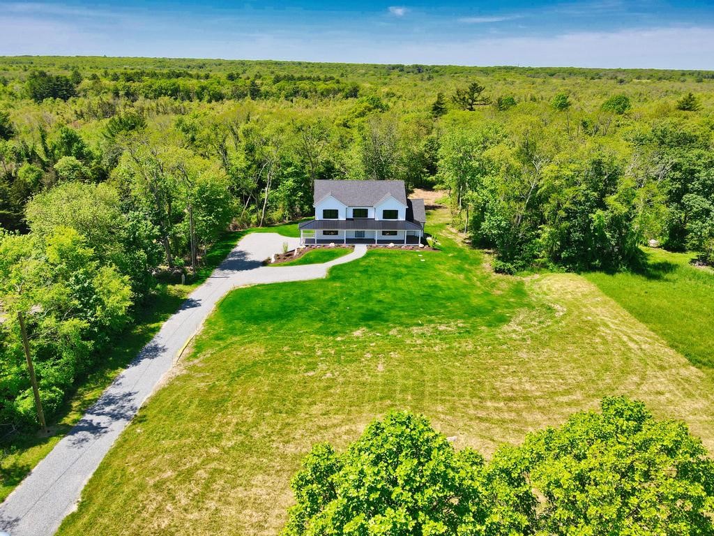 1289 Crandall Road Tiverton, RI 02878 - Photo 7 of 48 Gallery Image 7