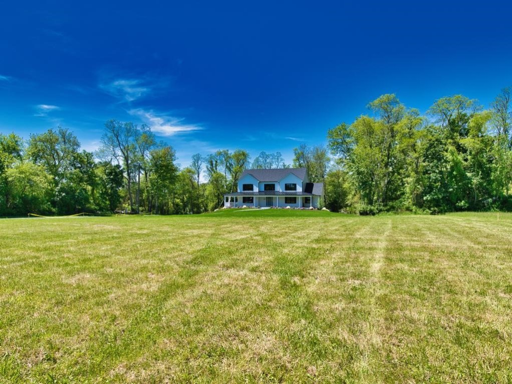 1289 Crandall Road Tiverton, RI 02878 - Photo 8 of 48 Gallery Image 8