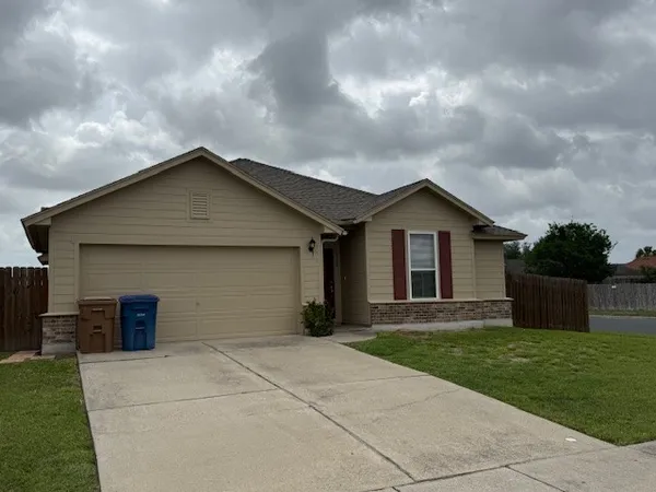 $1,850 | 1802 Barlow Trail, Corpus Christi, TX 78410