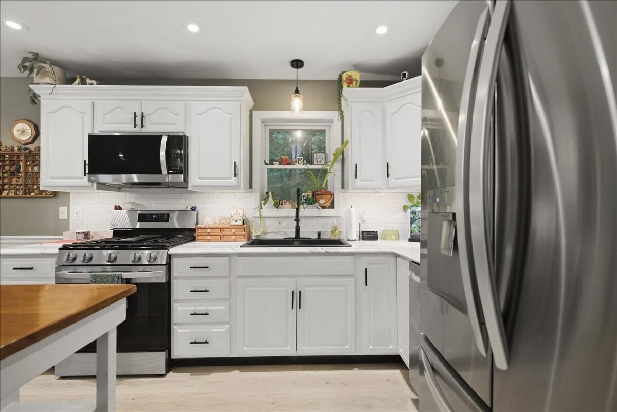 140 Ralph Richardson Road Norway, ME 04268 - Photo 19 of 112 090-Kitchen 05